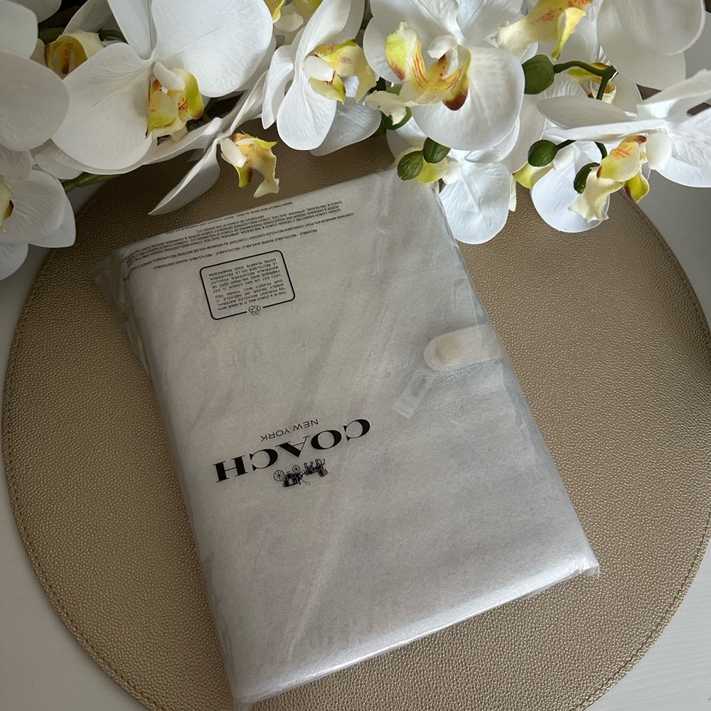 NWT 🌺 Coach Notebook In Signature Canvas With Floral Print - Picture 8 of 8